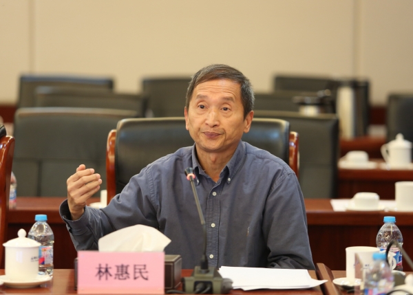 评估专家、软件研究所林慧民院士发言