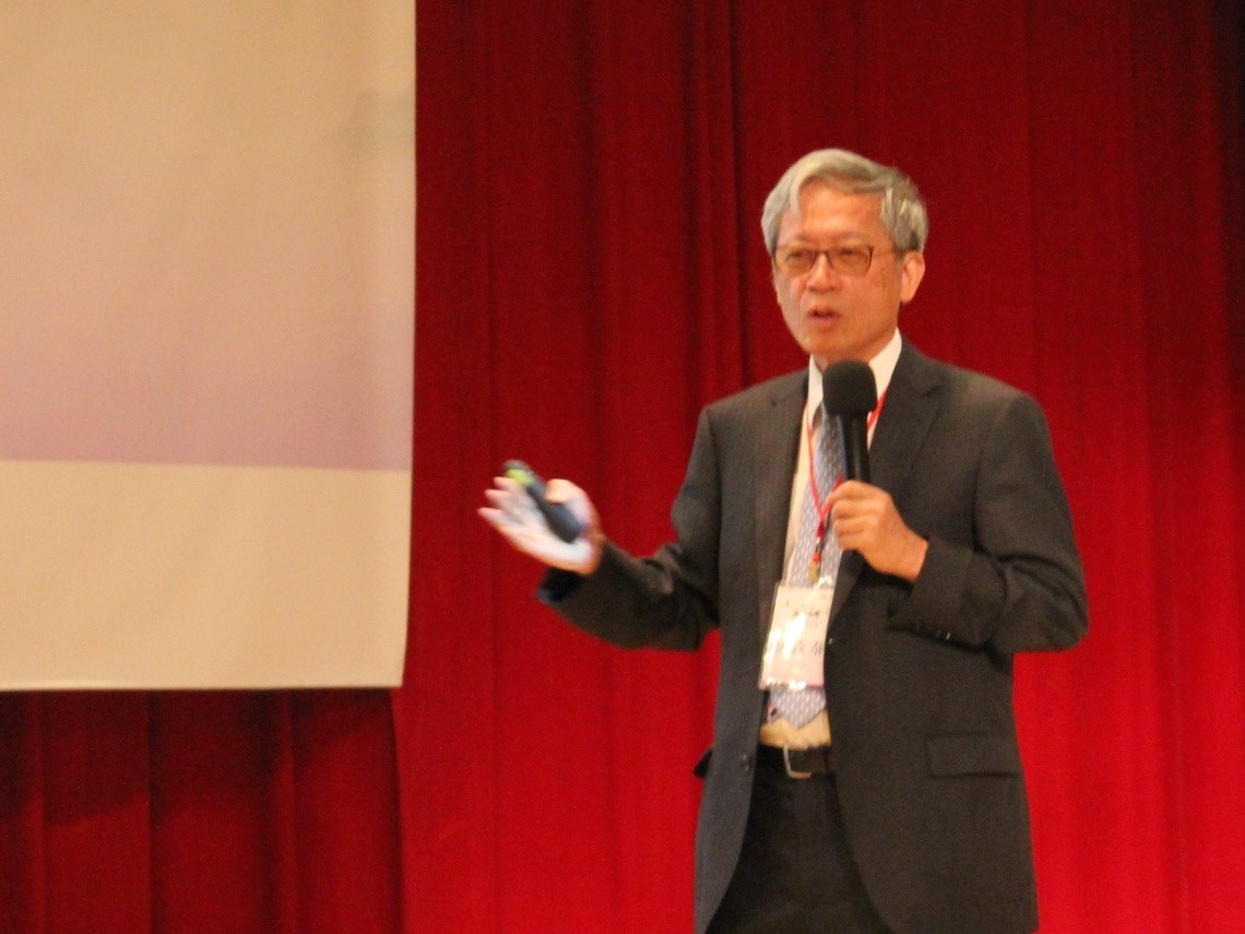 史钦泰教授做专题演讲