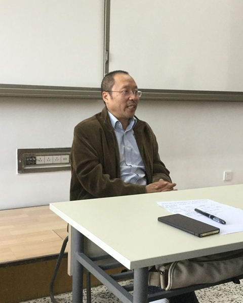 祝老师与学生交流 祝老师与学生交流
