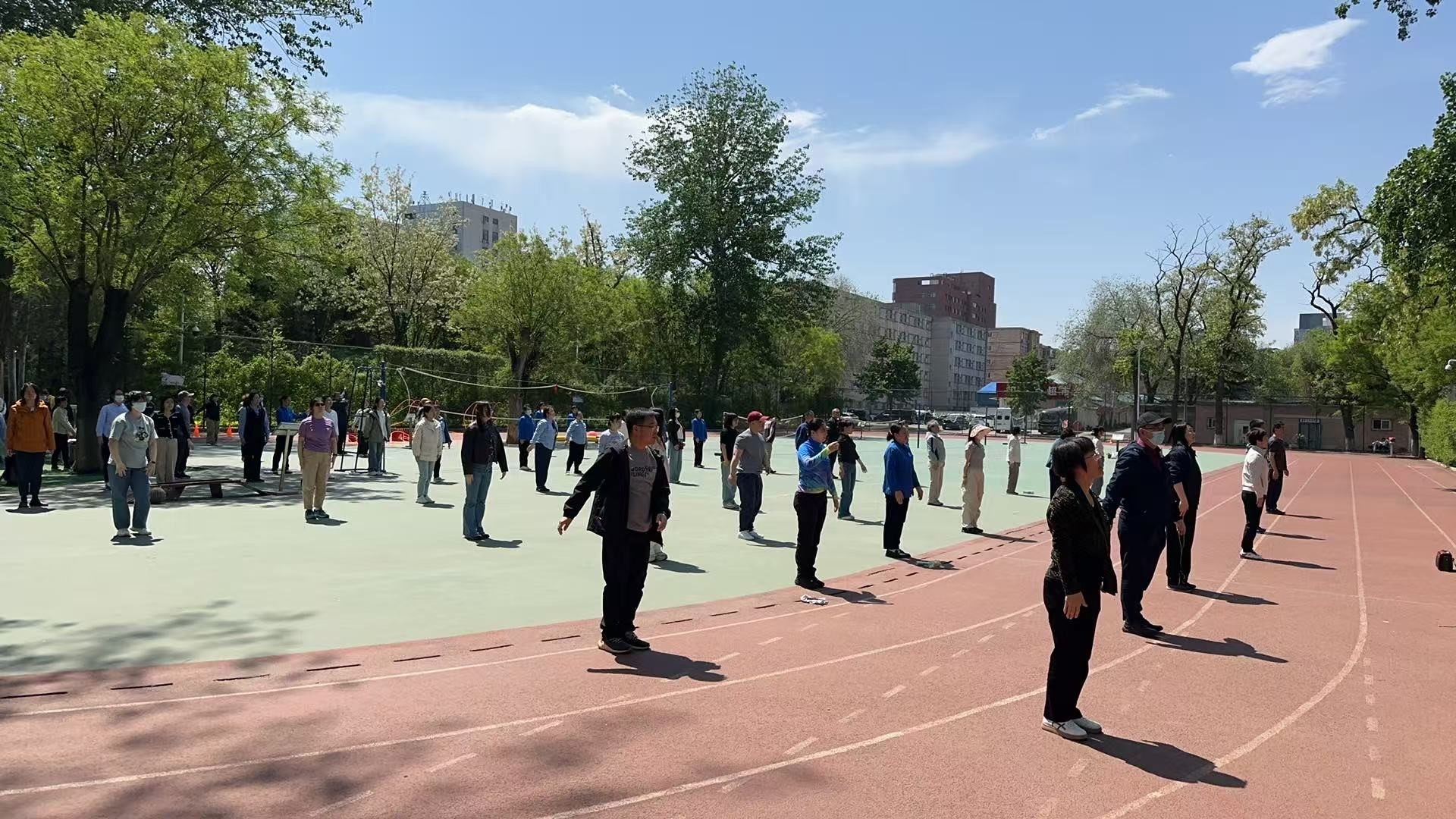 玉泉路1.jpg