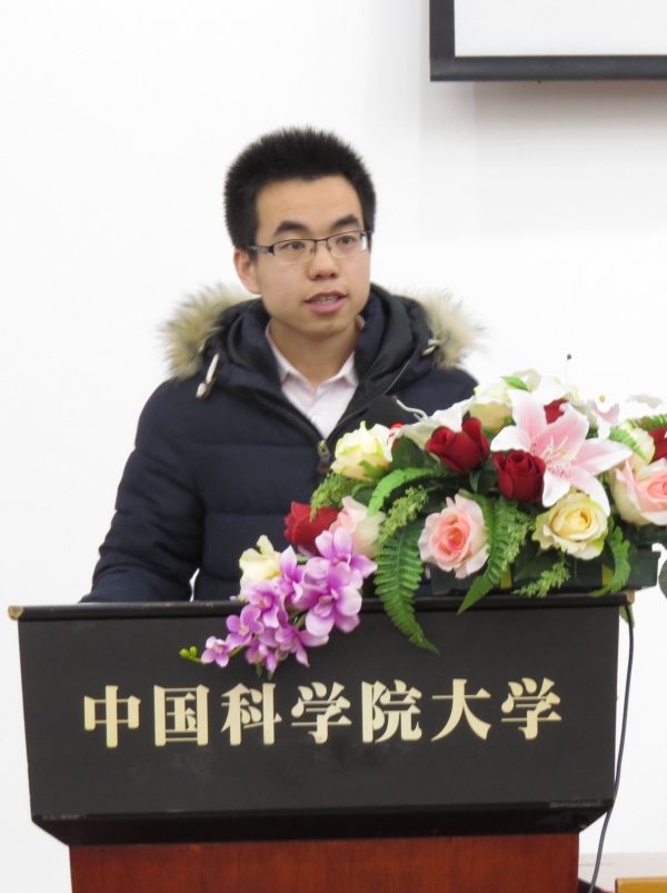 新生代表李得中